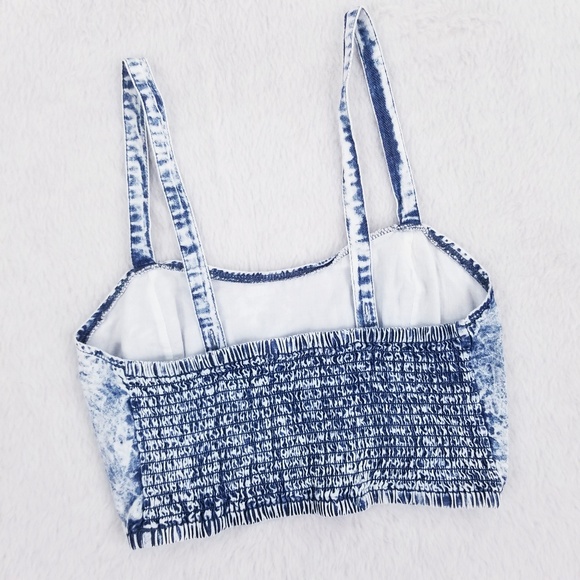 🚫SOLD🚫 Urban Outfitters Acid Wash Denim Bra - Picture 6 of 7